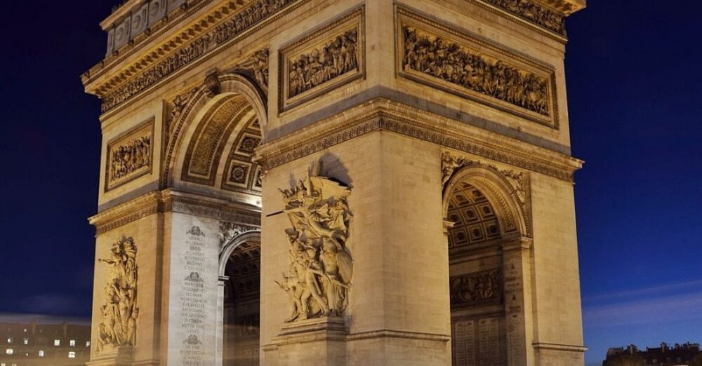 Trails - Arc De Triomphe, Paris