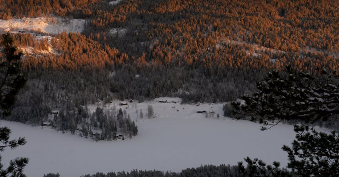 Hideaways - Cozy Cabins by Sokna's Winter Lake